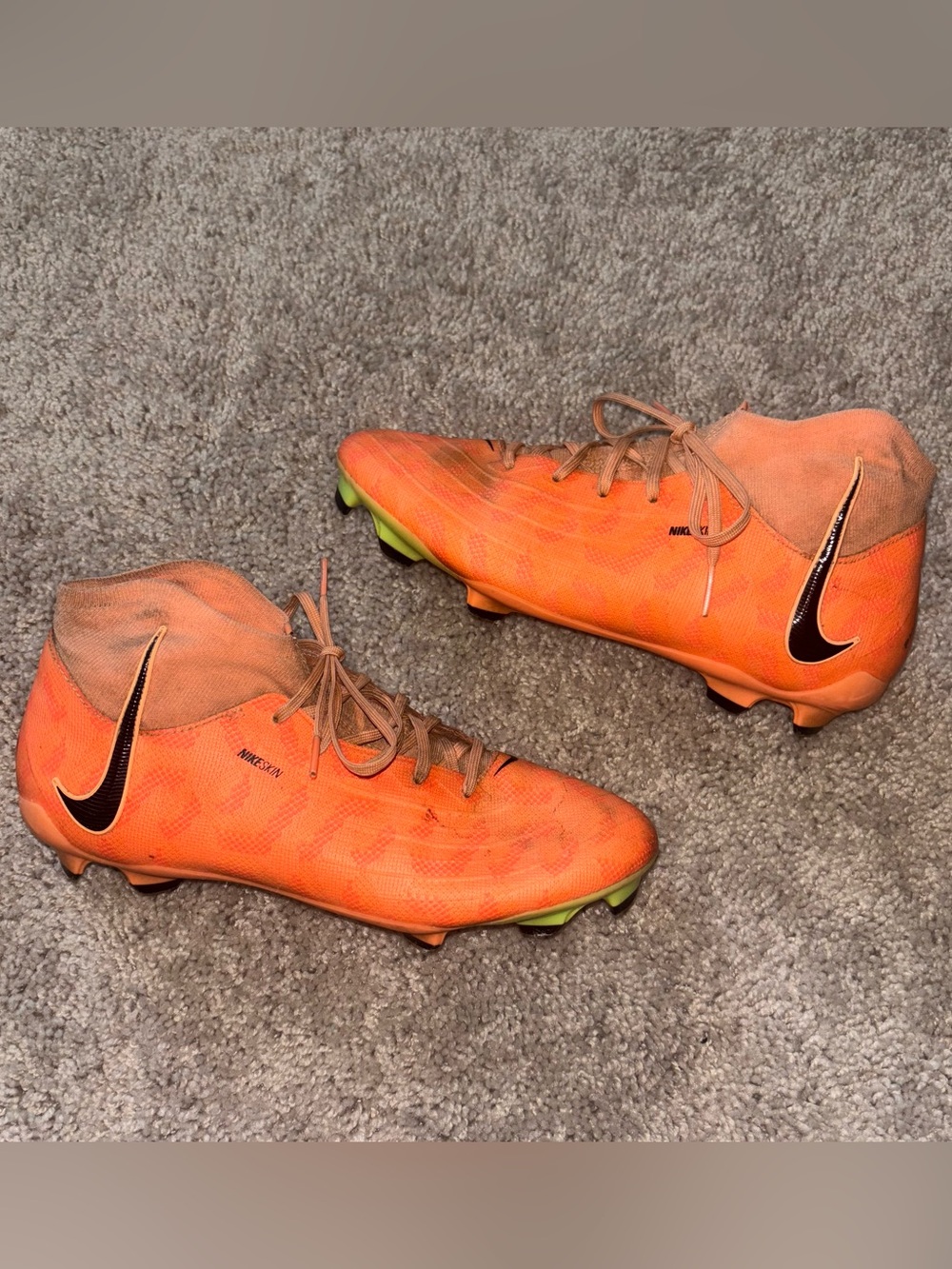 Nike Phantom Luna Academy FG Soccer Cleats Orange Guava Ice Women's Size 8